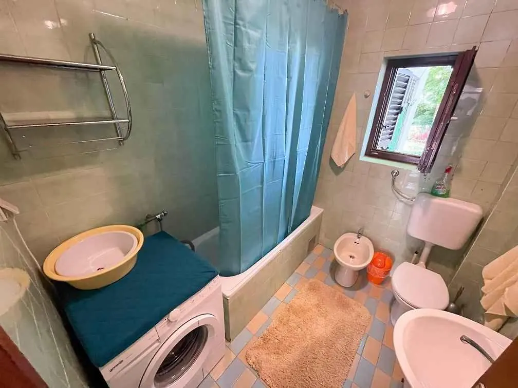 Apartment In Jadranovo 41878